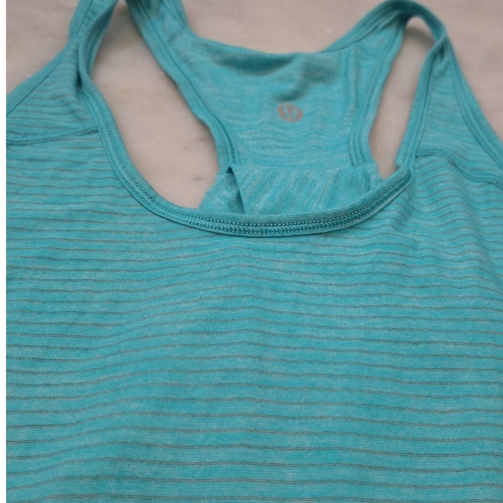 Lululemon Racerback Tank Top Sz 4 Turquoise Blue Striped Yoga Athletic Runner
